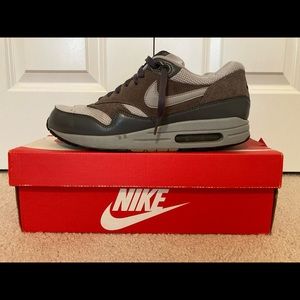✅ Air Max 1 Essential 'Wolf Grey'